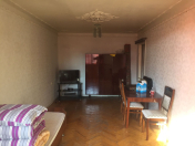 Satılır 1 otaqlı 35 m2 köhnə tikili 8 km