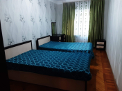 İcarəyə verilir 3 otaqlı 75 m2 köhnə tikili İçəri Şəhər m.