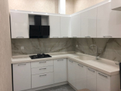 İcarəyə verilir 2 otaqlı 70 m2 yeni tikili Bakı Dövlət Universiteti