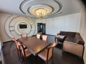 İcarəyə verilir 3 otaqlı 180 m2 yeni tikili 8 Noyabr m.