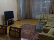 İcarəyə verilir 3 otaqlı 120 m2 yeni tikili Elmlər Akademiyası m.