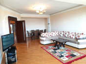 İcarəyə verilir 4 otaqlı 160 m2 yeni tikili Elmlər Akademiyası m.