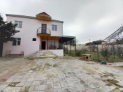 Satılır 7 otaqlı 240 m2 bağ evi Novxanı