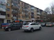 Satılır 2 otaqlı 50 m2 köhnə tikili Dövlət Statistika Komitəsi