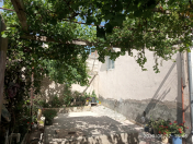 Satılır 6 otaqlı 140 m2 yeni tikili 28 may