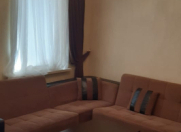 İcarəyə verilir 2 otaqlı 45 m2 köhnə tikili Səbail r.