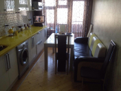 İcarəyə verilir 3 otaqlı 82 m2 yeni tikili 8 km