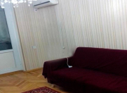 İcarəyə verilir 2 otaqlı 45 m2 köhnə tikili Elmlər Akademiyası m.