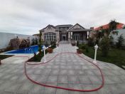 Satılır 4 otaqlı 215 m2 bağ evi Şüvəlan Park ticarət mərkəzi