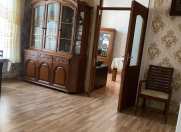 İcarəyə verilir 4 otaqlı 100 m2 köhnə tikili İçəri Şəhər m.