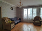 İcarəyə verilir 3 otaqlı 100 m2 köhnə tikili Elmlər Akademiyası m.