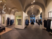 İcarəyə verilir 4 otaqlı 400 m2 obyekt Sahil m.