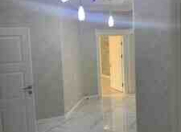 İcarəyə verilir 3 otaqlı 136 m2 yeni tikili İnşaatçılar m.