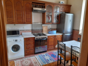 İcarəyə verilir 4 otaqlı 125 m2 yeni tikili Nəsimi r.