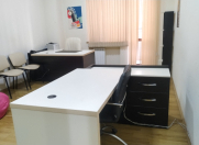 İcarəyə verilir 1 otaqlı 28 m2 ofis Gənclik m.