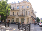 Satılır 2 otaqlı 80 m2 obyekt 28 May m.