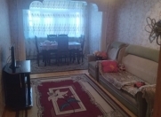 Satılır 2 otaqlı 60 m2 köhnə tikili Hərbi Hospital