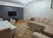 Satılır 3 otaqlı 88 m2 köhnə tikili Neftçi bazası