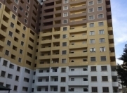 Satılır 3 otaqlı 150 m2 yeni tikili Sərhədçi İdman kompleksi