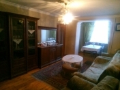 Satılır 2 otaqlı 43 m2 köhnə tikili 8 km