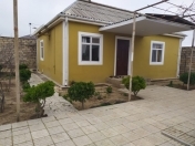 Satılır 3 otaqlı 100 m2 həyət evi Şüvəlan