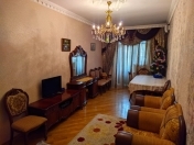 Satılır 2 otaqlı 70 m2 köhnə tikili Asan Xidmət-1