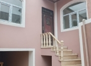 Satılır 3 otaqlı 100 m2 həyət evi Binəqədi