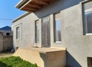 Satılır 4 otaqlı 130 m2 həyət evi Binə