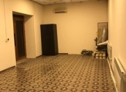 İcarəyə verilir 1 otaqlı 40 m2 ofis Nizami m.