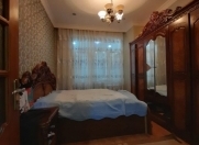 Satılır 2 otaqlı 60 m2 yeni tikili Xalqlar Dostluğu m.