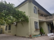 Satılır 7 otaqlı 320 m2 həyət evi 6-cı parallel