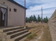 Satılır 3 otaqlı 100 m2 həyət evi Binə