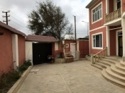 Satılır 6 otaqlı 245 m2 həyət evi Binə