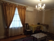 İcarəyə verilir 2 otaqlı 35 m2 köhnə tikili Gənclik m.