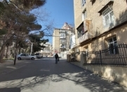 İcarəyə verilir 4 otaqlı 160 m2 ofis Elmlər Akademiyası m.