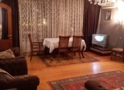 Satılır 2 otaqlı 36 m2 köhnə tikili Koroğlu m.