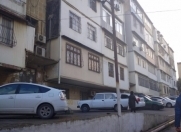 Satılır 2 otaqlı 50 m2 köhnə tikili İnşaatçılar m.