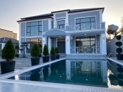 Satılır 6 otaqlı 402 m2 həyət evi Mərdəkan