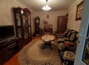 Satılır 2 otaqlı 42 m2 köhnə tikili Nizami m.