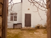 Satılır 2 otaqlı 150 m2 həyət evi Maştağa