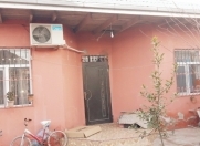 Satılır 3 otaqlı 100 m2 həyət evi Binə