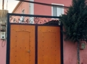 Satılır 8 otaqlı 300 m2 həyət evi Sumqayıt