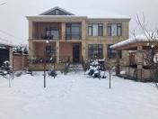 Satılır 5 otaqlı 280 m2 villa Qəbələ