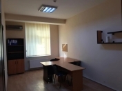 İcarəyə verilir 1 otaqlı 24 m2 ofis Dərnəgül m.