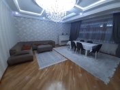 Satılır 5 otaqlı 170 m2 yeni tikili Şah İsmayıl Xətai m.