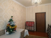 Satılır 2 otaqlı 31 m2 köhnə tikili Xalqlar Dostluğu m.