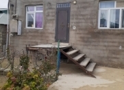 Satılır 4 otaqlı 100 m2 həyət evi Ramana