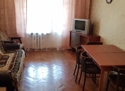 İcarəyə verilir 3 otaqlı 67 m2 köhnə tikili ADA universiteti