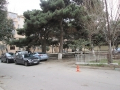 Satılır 2 otaqlı 34 m2 köhnə tikili İnşaatçılar m.