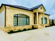 Satılır 4 otaqlı 200 m2 bağ evi Mərdəkan